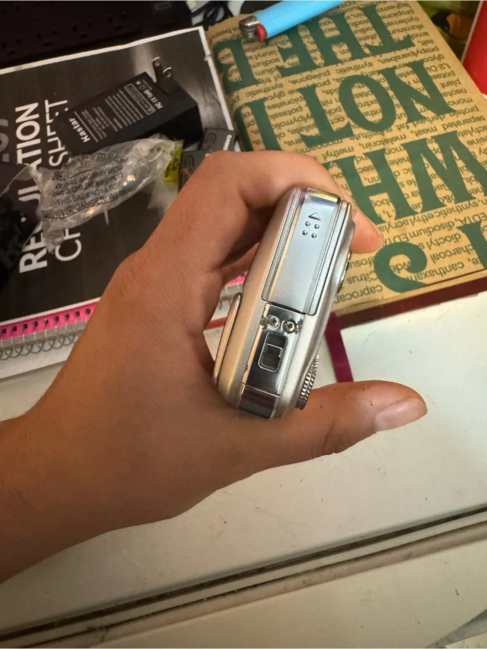 Casio Exilim EX-V7 Compact Digital Camera in Silver